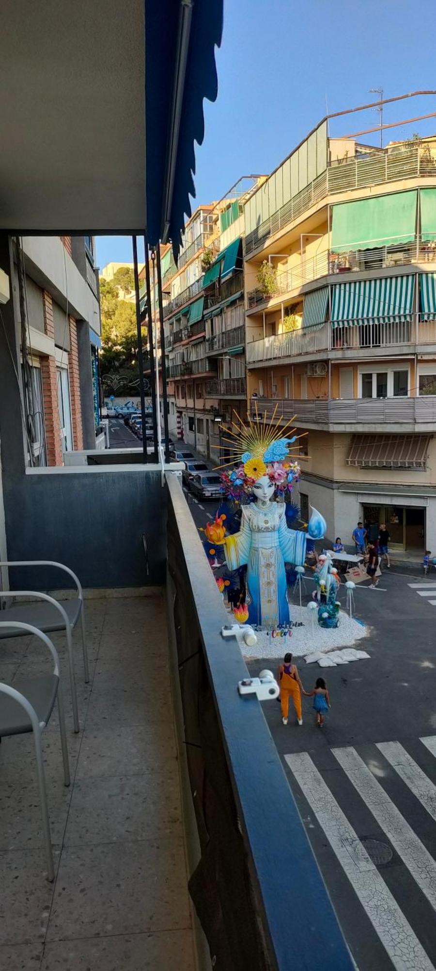 Apartamento Comodo A 10 Min Del Centro Alicante Luaran gambar