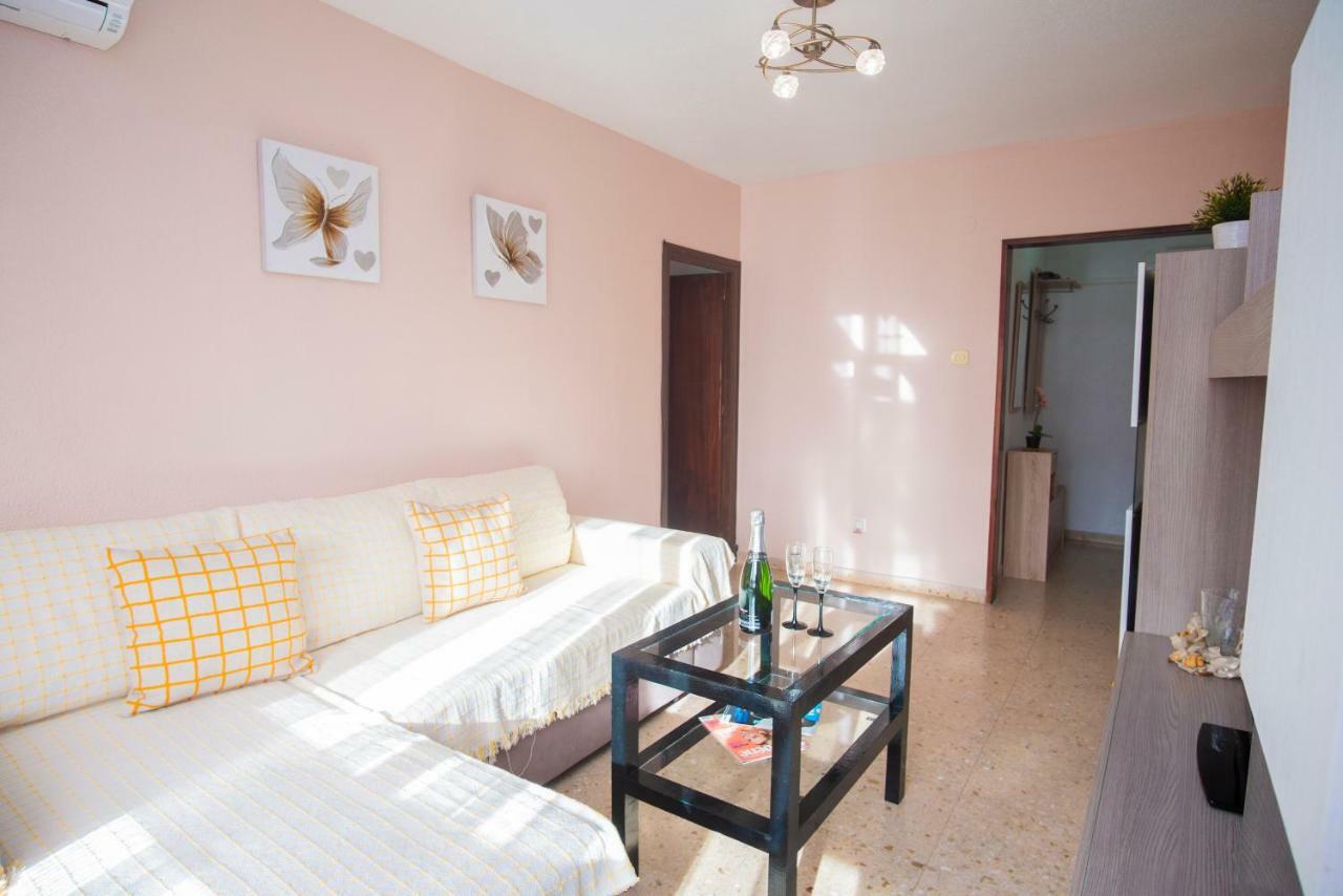 Apartamento Comodo A 10 Min Del Centro Alicante Luaran gambar
