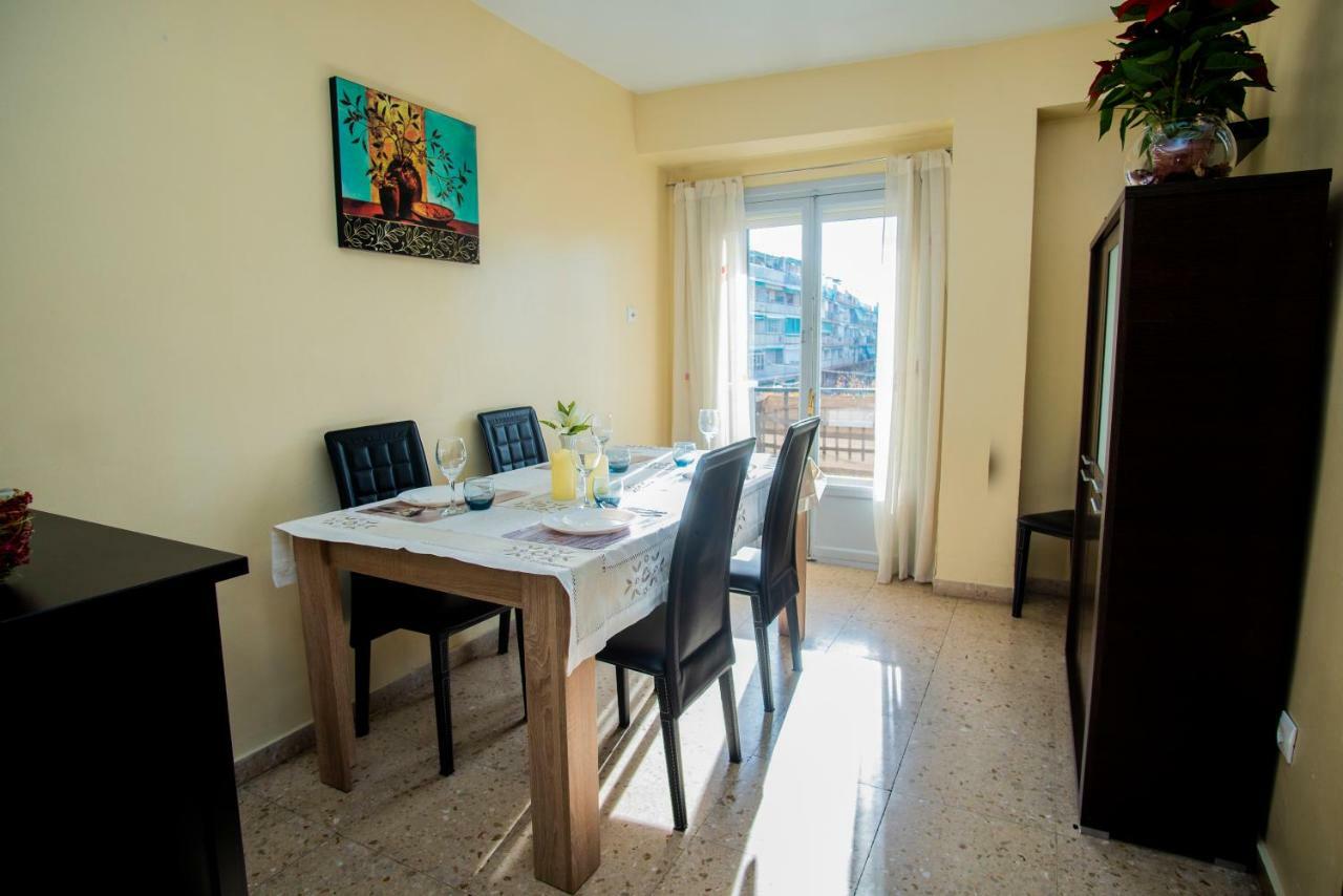 Apartamento Comodo A 10 Min Del Centro Alicante Luaran gambar