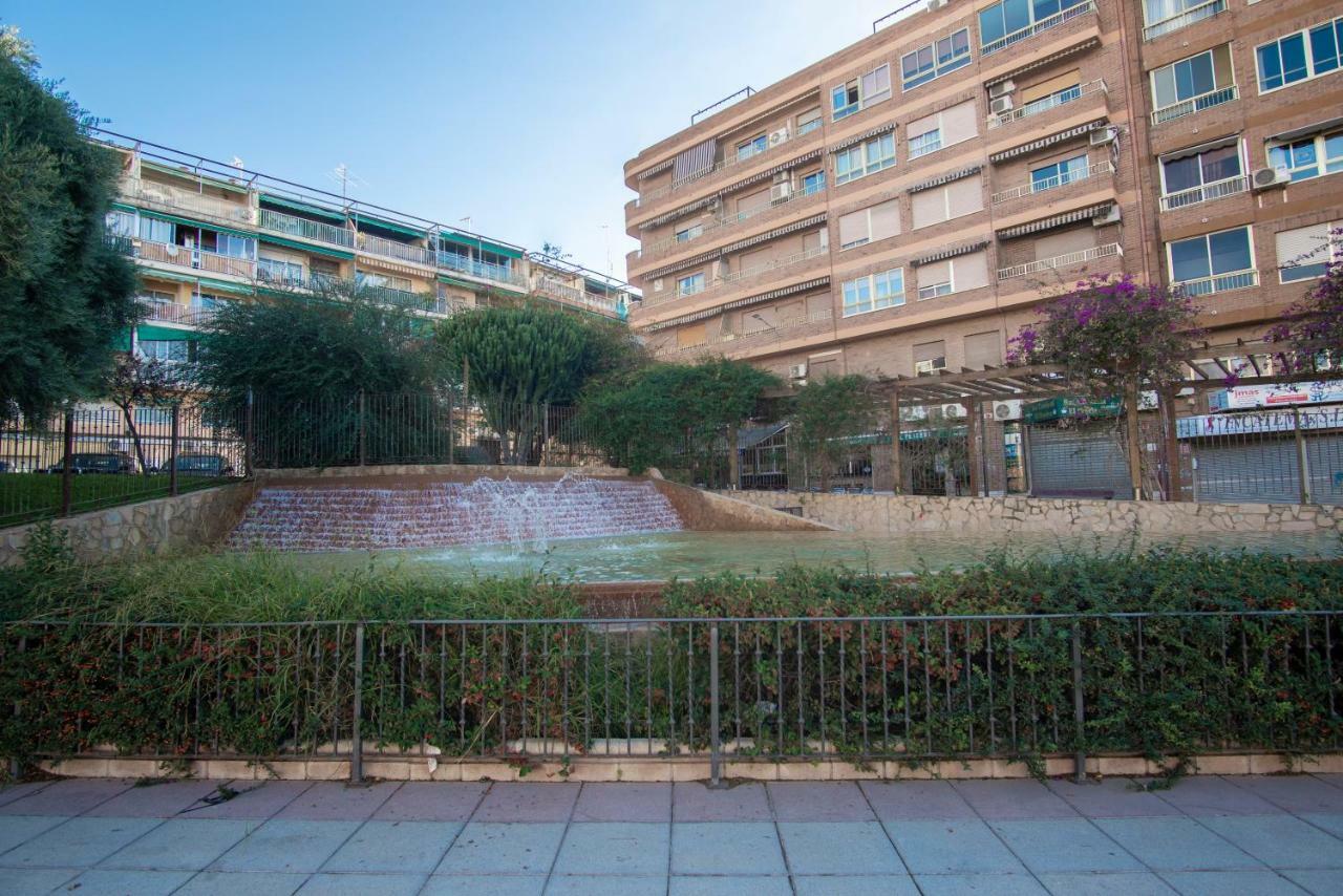 Apartamento Comodo A 10 Min Del Centro Alicante Luaran gambar