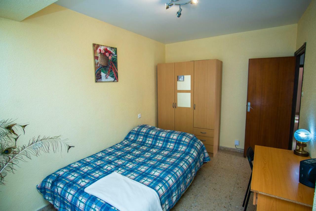 Apartamento Comodo A 10 Min Del Centro Alicante Luaran gambar