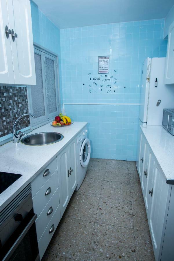 Apartamento Comodo A 10 Min Del Centro Alicante Luaran gambar